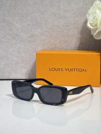 Picture of Louis Vuitton Sunglasses _SKUfw79761599fw